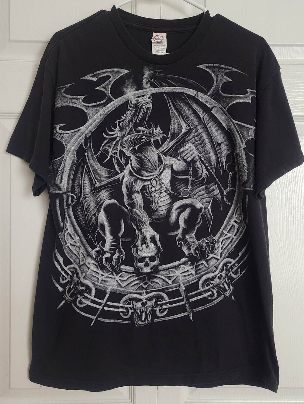 Liquid Blue Y2K Men's Black Dragon Catcher Skull Grunge Short Sleeve Shirt, L
